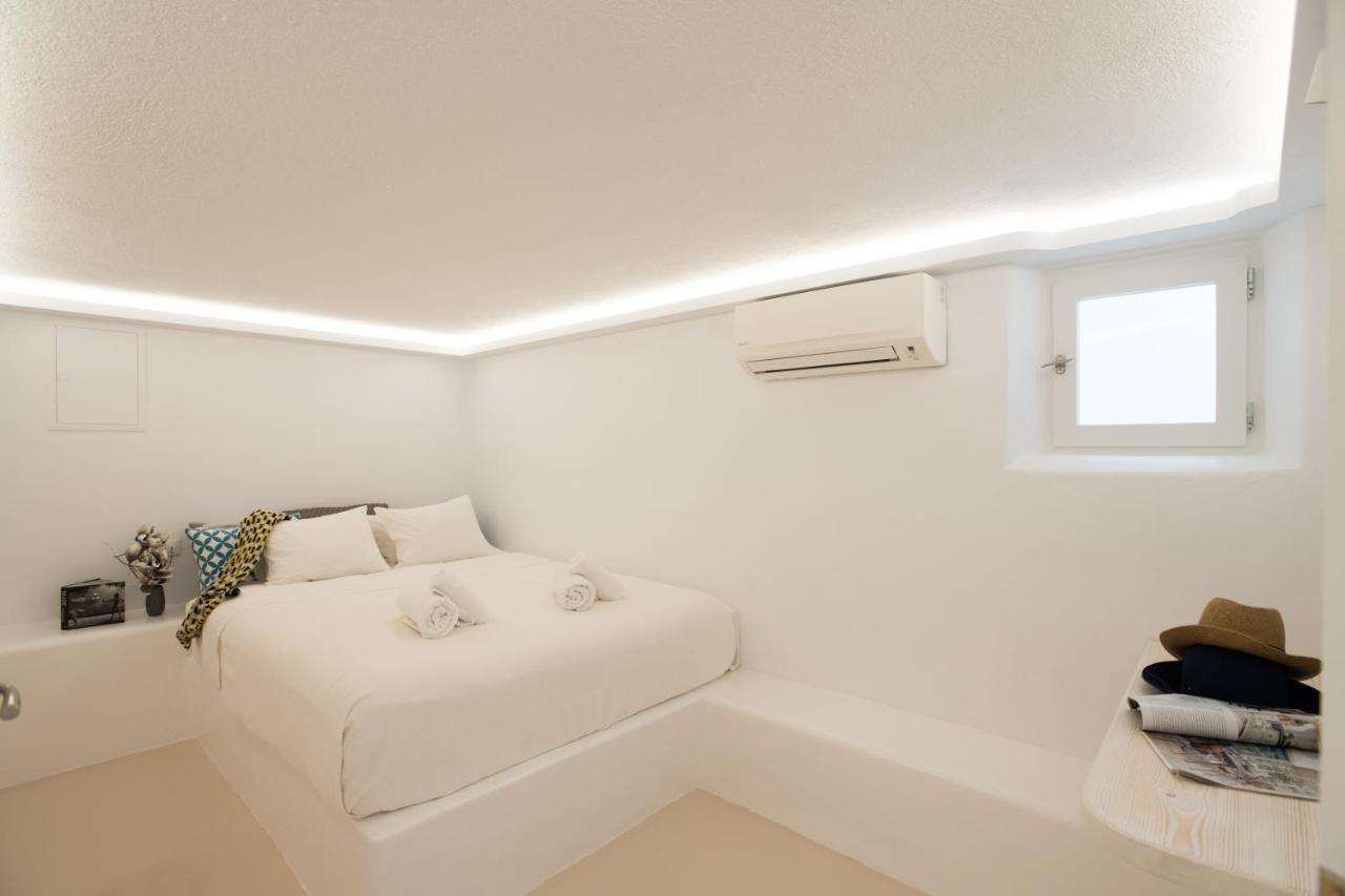 Olive Tree & Capari Mykonos Town Homes & Apartments With Pool! Exterior photo