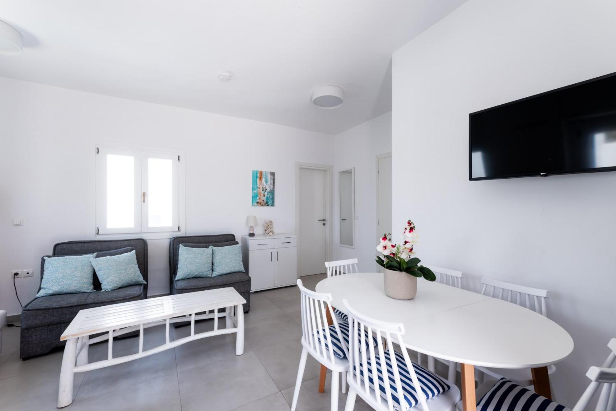 Olive Tree & Capari Mykonos Town Homes & Apartments With Pool! Exterior photo