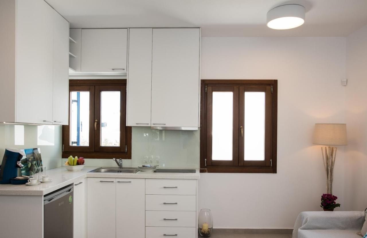 Olive Tree & Capari Mykonos Town Homes & Apartments With Pool! Exterior photo