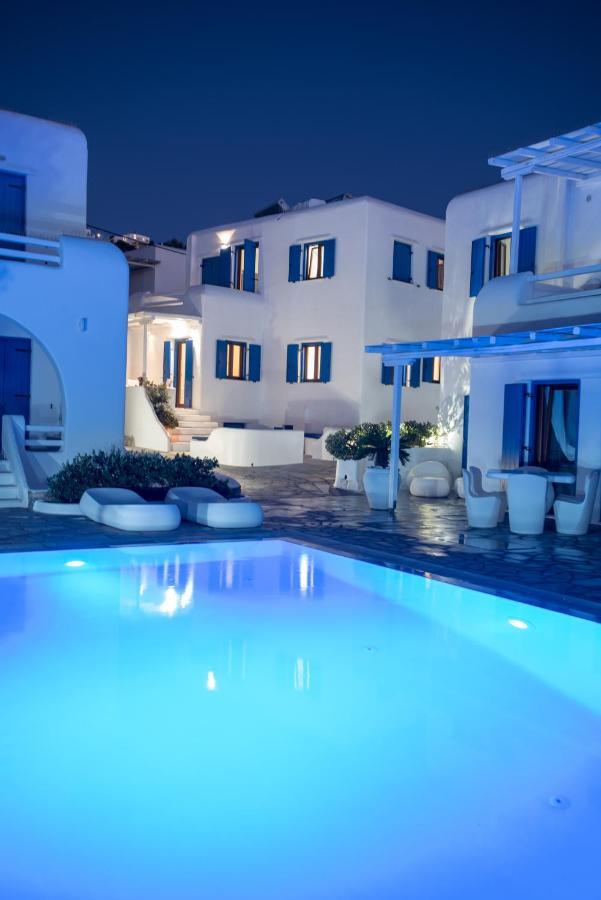 Olive Tree & Capari Mykonos Town Homes & Apartments With Pool! Exterior photo